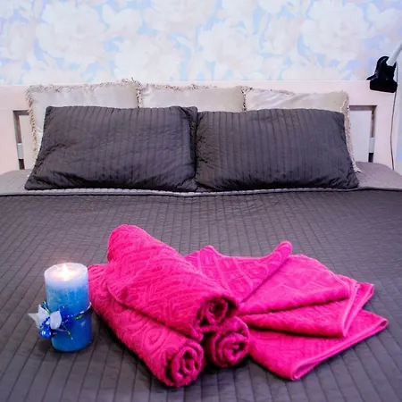 Jacuzzi Vip Smart Aparthotel, панорамный вид центр минска アパートホテル ミンスク