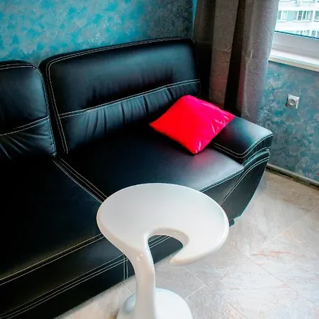 Jacuzzi Vip Smart Aparthotel, панорамный вид центр минска ミンスク